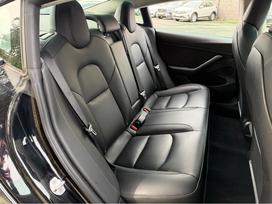 2022 Tesla Model 3 PAN ROOF..BLACK LEATHER..WARRANTY INCLUDED..FINANCE PROVIDED €22,900