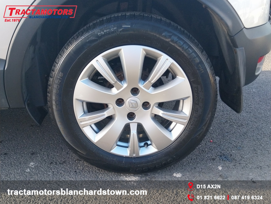 2016 Renault Captur - image 8