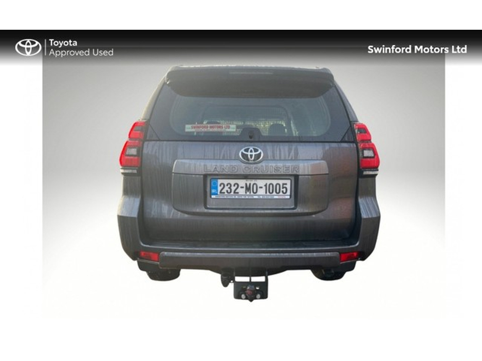 2023 Toyota Landcruiser - image 5