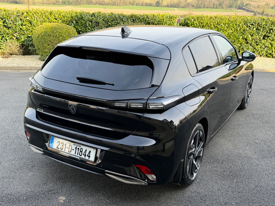 2023 Peugeot 308 - image 20
