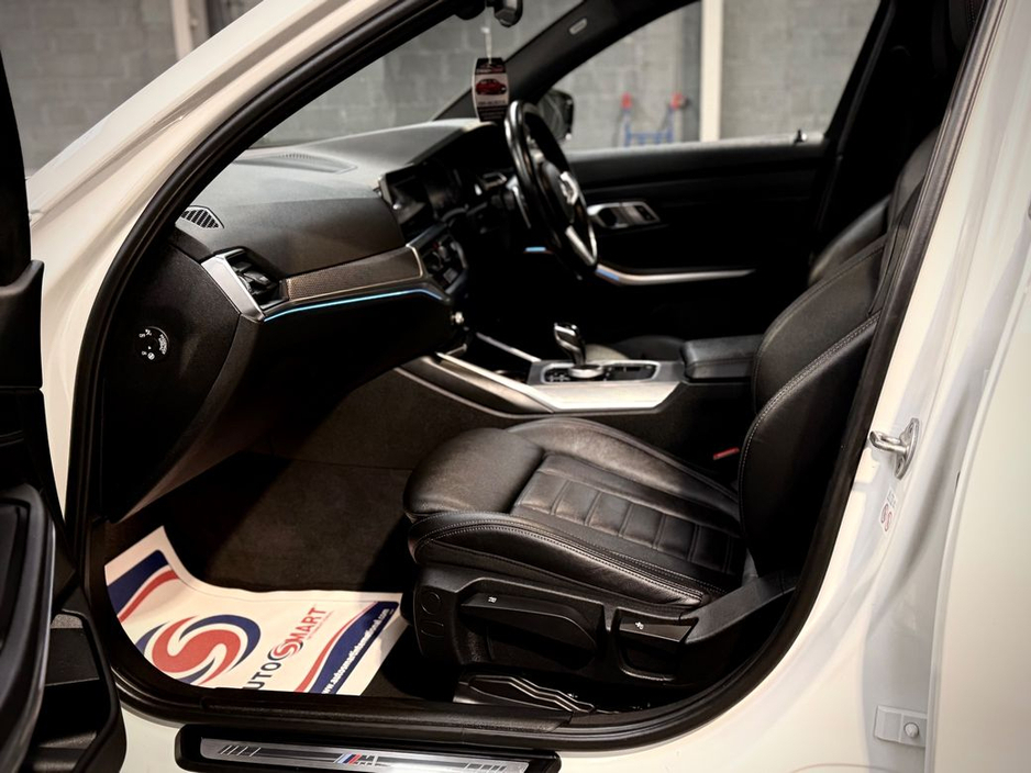2021 BMW 3 Series 330E M-SPORT // 12 MONTH WARRANTY // SAME DAY FINANCE // FULLY KITTED €25,950