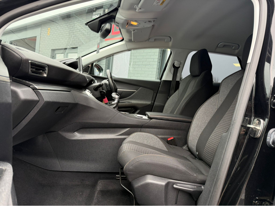 2019 Peugeot 3008 - image 22