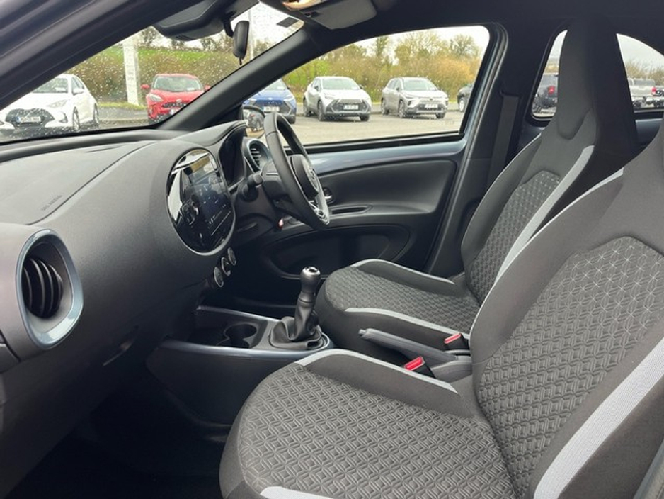 2025 Toyota Aygo X - image 6