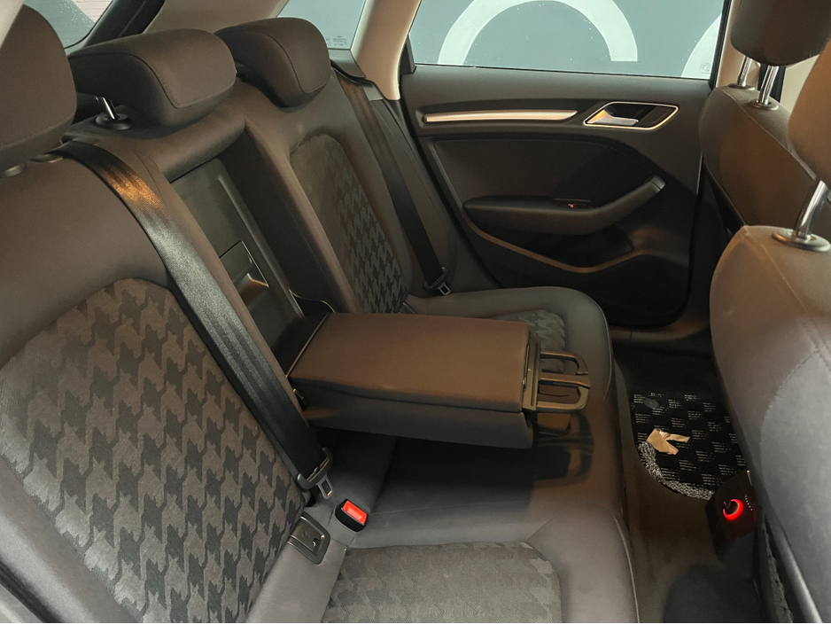 2015 Audi A3 - image 13