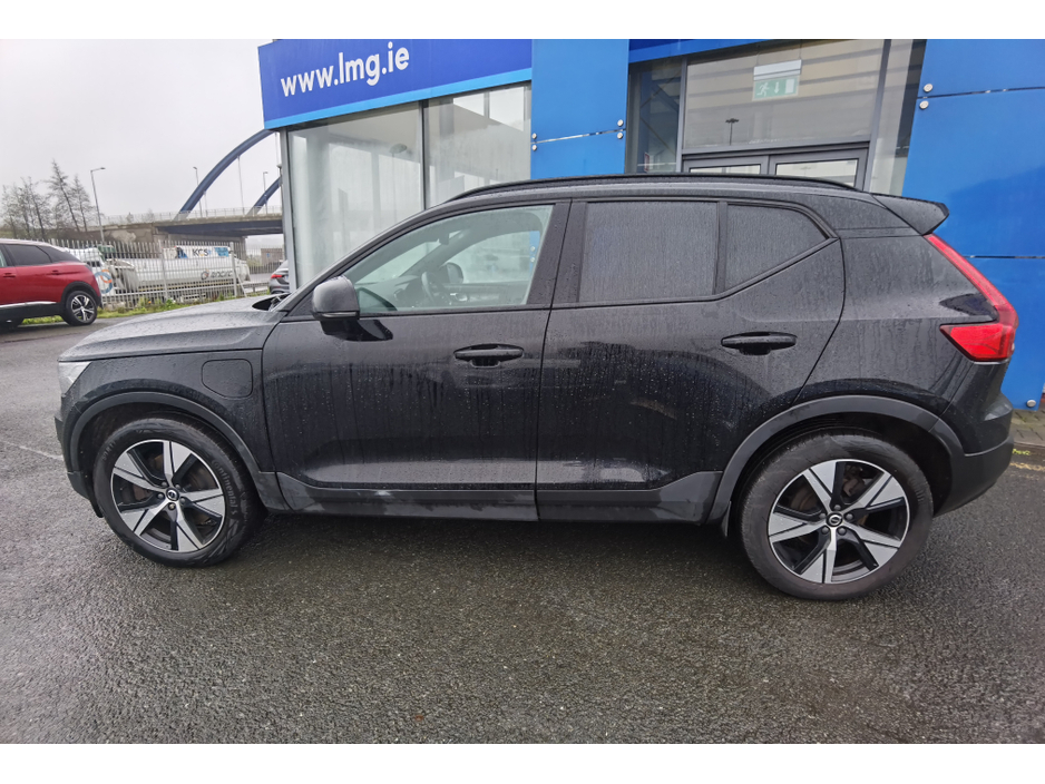 2021 Volvo XC40 1.5 T4 R-DESIGN RECHARGE - FINANCE AVAILABLE - CALL US TODAY ON 01 492 6566 OR 087-092 5525 €24,950