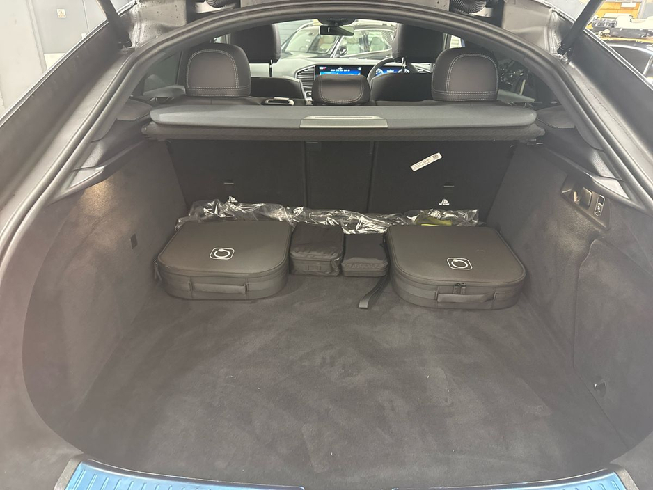 2025 Mercedes-Benz GLE Class - image 21