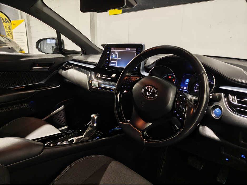 2021 Toyota C-HR - image 20