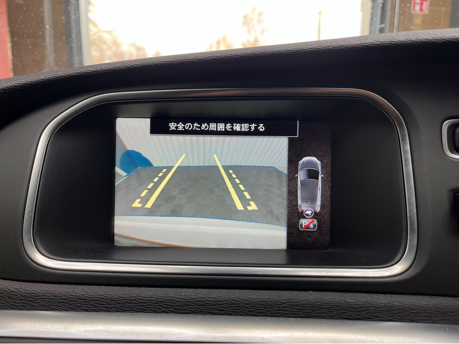 2014 Volvo V40 €10950 2014 VOLVO V40 T4 SE 1.6 AUTOMATIC / REVERSE CAMERA / CRUISE CONTROL / ELECTRIC MEMORY & HEATED SEATS €10,950