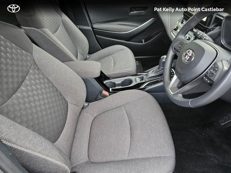 2023 Toyota Corolla COROLLA LUNA SALOON €27,900