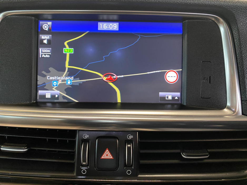 2016 Kia Optima - image 13