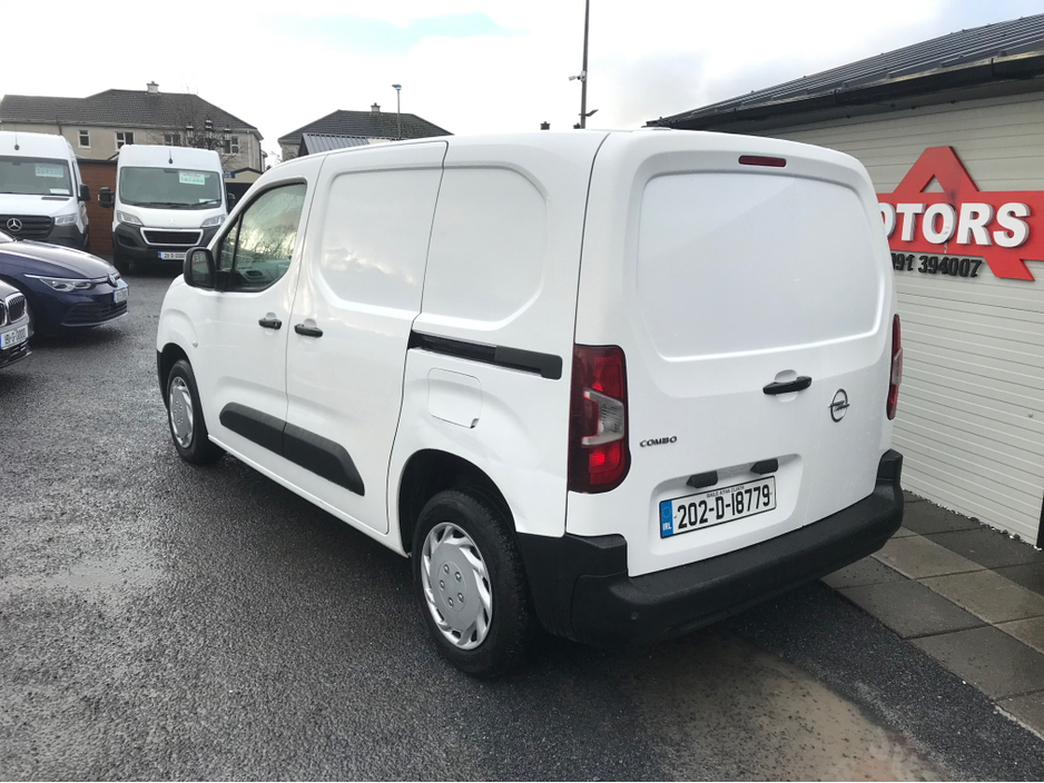 2020 Opel Combo L1H1-1.5 75PS 5 SP 5DR €11,750