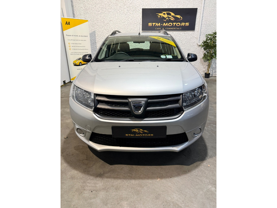 2016 Dacia Logan - image 3