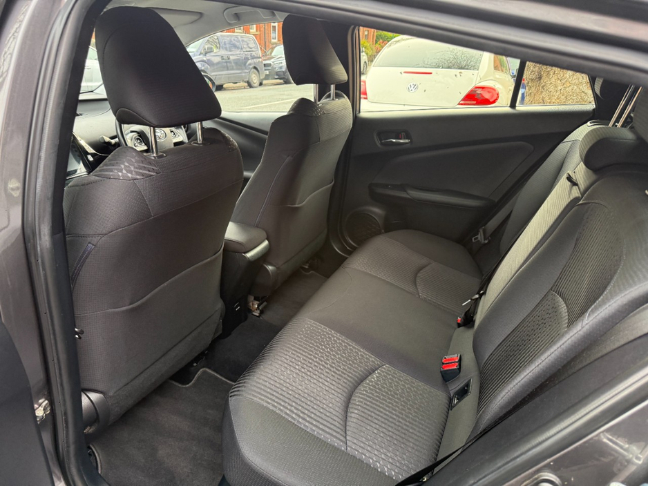 2018 Toyota Prius - image 14