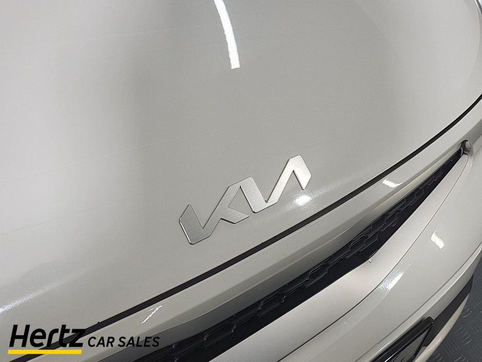 2024 Kia Stonic - image 9