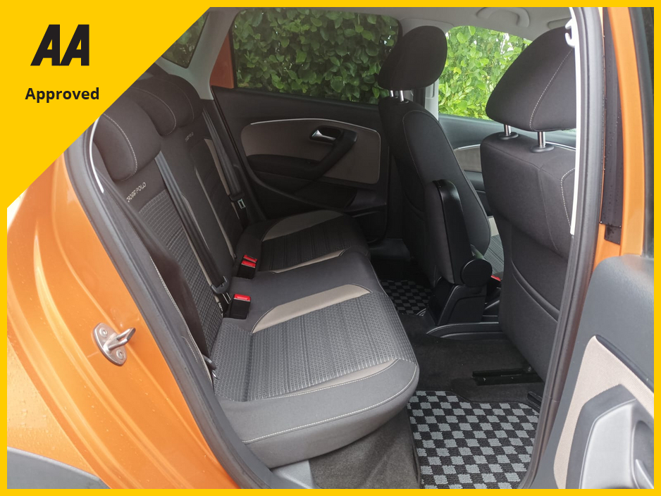 2017 Volkswagen Polo POLO CROSS 1.2 TSI AUTOMATIC SPORTS ALLOY WHEELS CRUISE CONTROL APPLE CAR PLAY & ANDROID AUTO MULTIFUNCTION STEERING WHEEL AUTO HEADLIGHTS FACTORY IMMOBILISER LEATHER STEERING WHEEL NCT & ROAD TAX €13,895