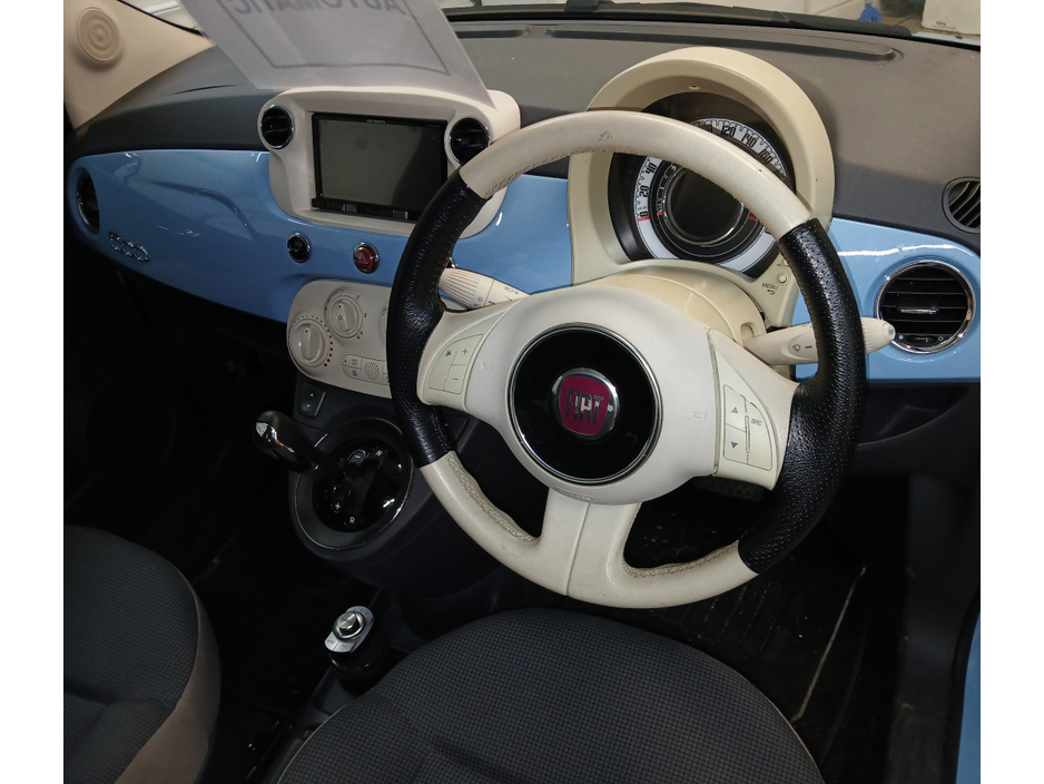 2015 Fiat 500 - image 4