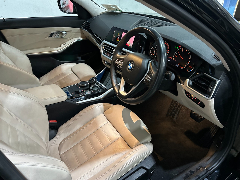 2024 BMW 3 Series - image 10