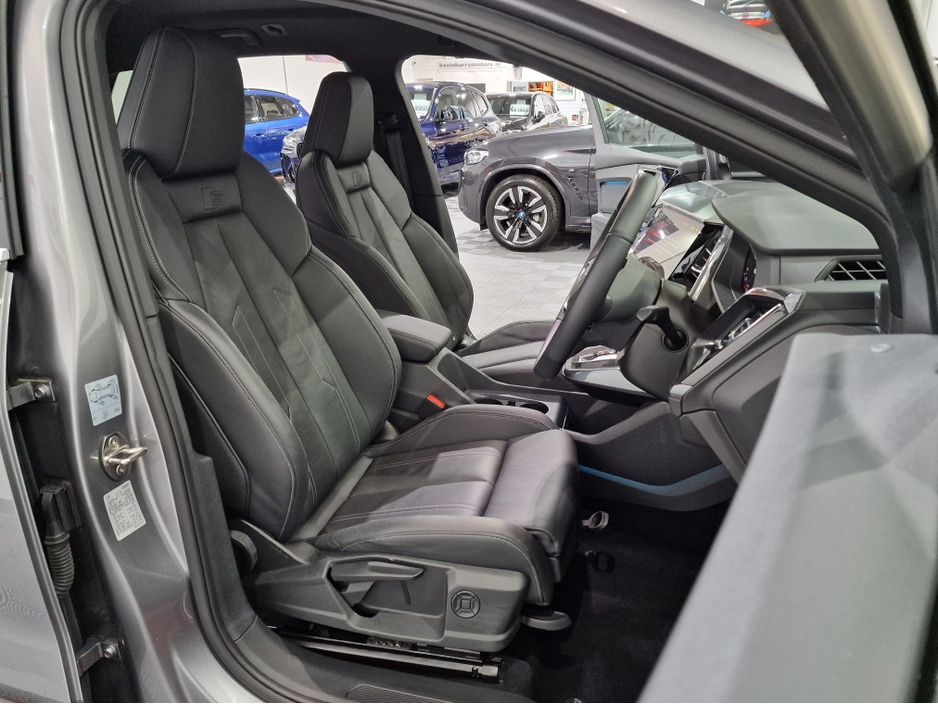 2024 Audi Q4 e-tron 45 S LINE (TECH PACK / 82KWH BATTERY) 282BHP AUTOMATIC **ONE OWNER / APPLE CARPLAY / ADAPTIVE CRUISE CONTROL / FULL LEATHER / SONOS PREMIUM SOUND / SAT NAV / REVERSE CAMERA / WIRELESS PHONE CHARGING** €43,900