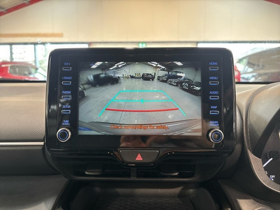 2024 Toyota Yaris Cross LUNA SPORT 4DR AUTO €30,950