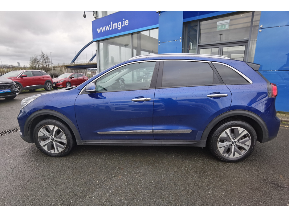 2021 Kia Niro 64KWH EV 4 PLUS **SUNROOF** - FINANCE AVAILABLE - CALL US TODAY ON 01 492 6566 OR 087-092 5525 €17,450