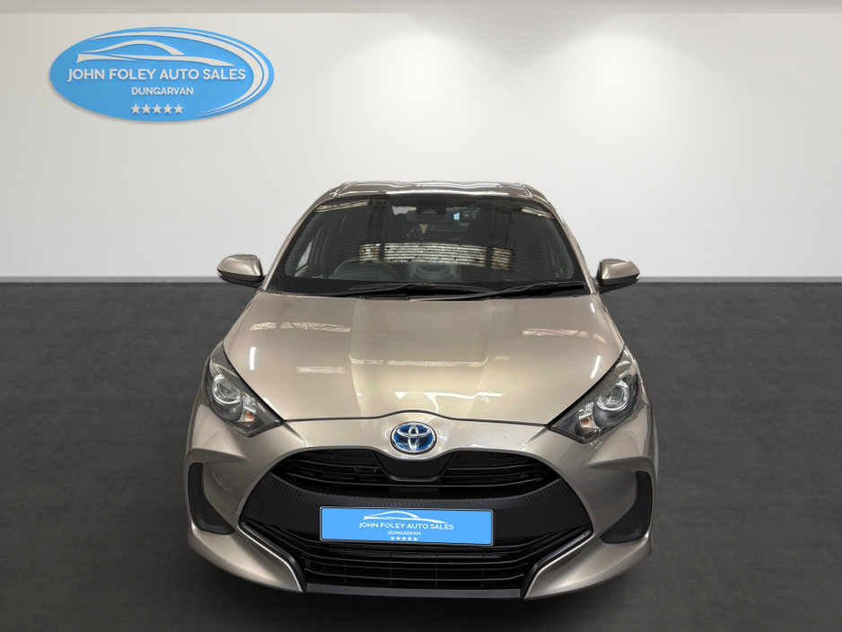 2020 Toyota Yaris - image 2