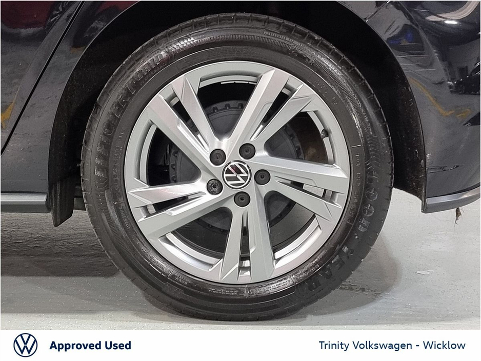 2024 Volkswagen Polo - image 9