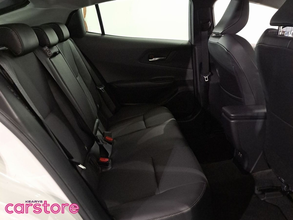 2024 Toyota Prius - image 13