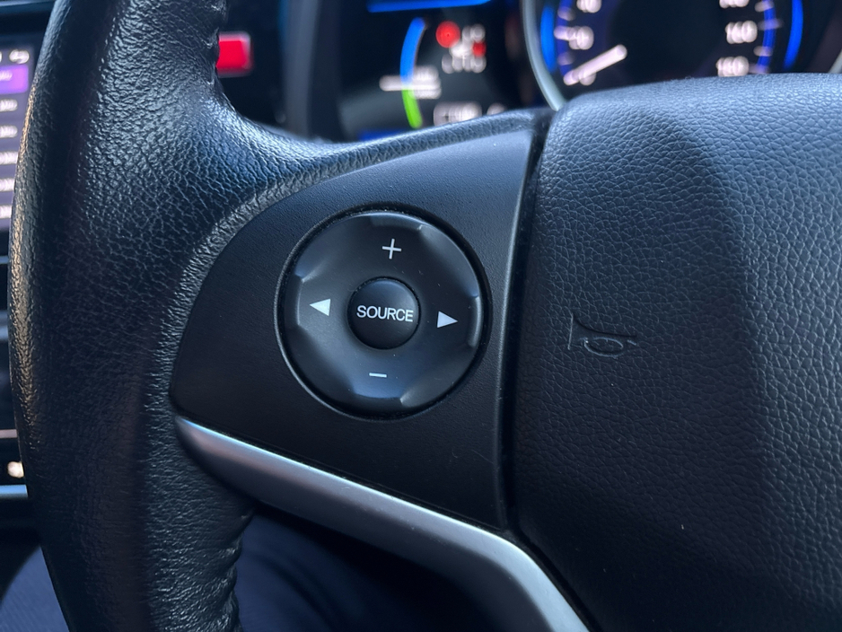 2017 Honda Fit 1.5L Petrol Hybrid Automatic €11,950