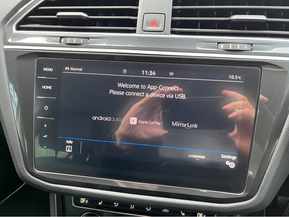 2019 Volkswagen Tiguan - image 26