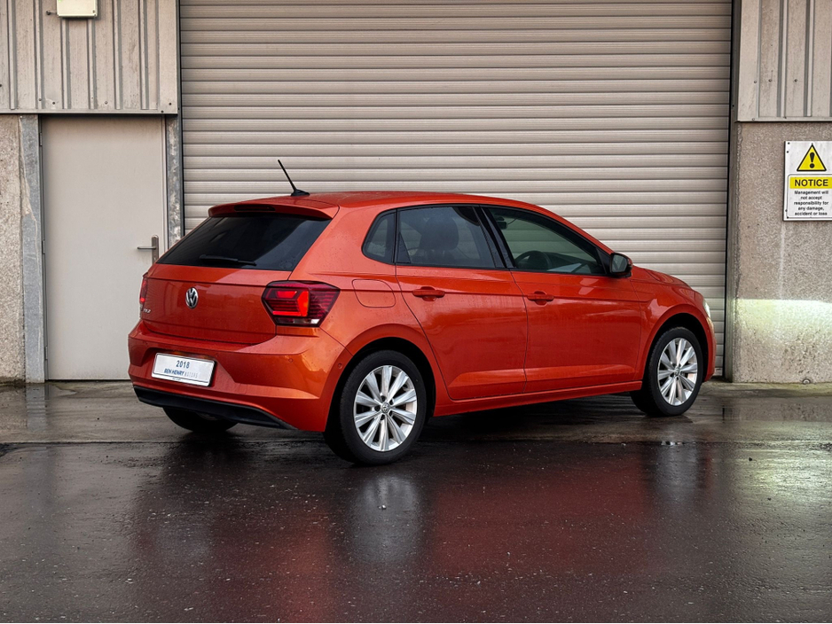 2018 Volkswagen Polo - image 2