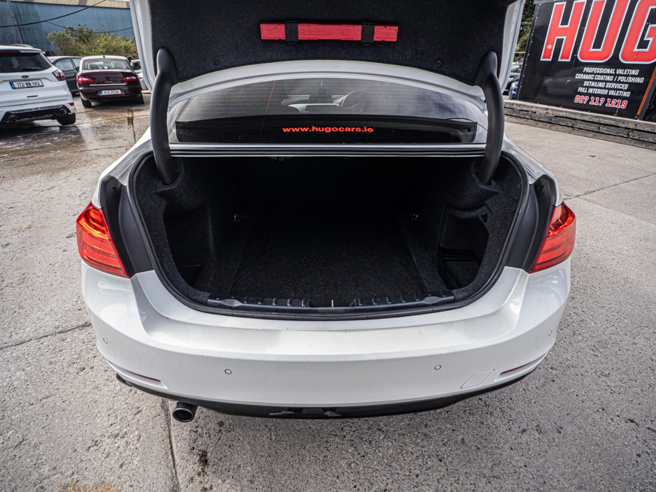 2014 BMW 3 Series - image 27