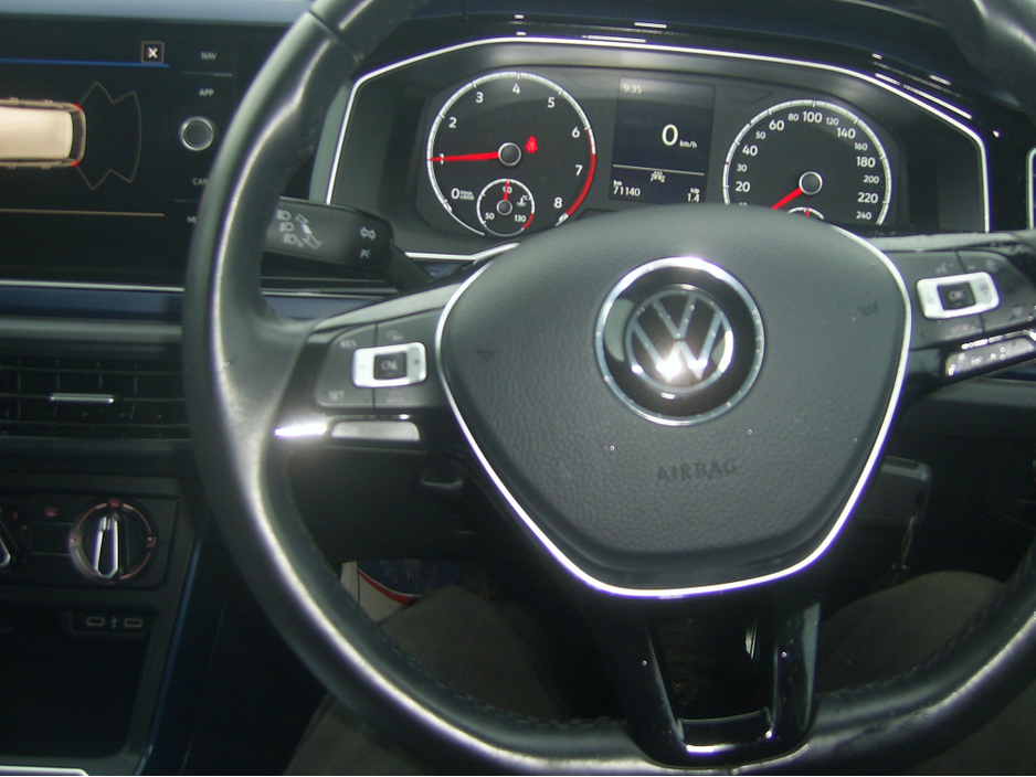 2021 Volkswagen Polo - image 19