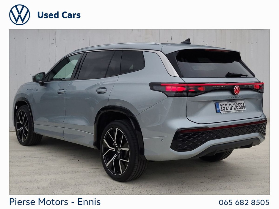 2025 Volkswagen Tayron - image 3