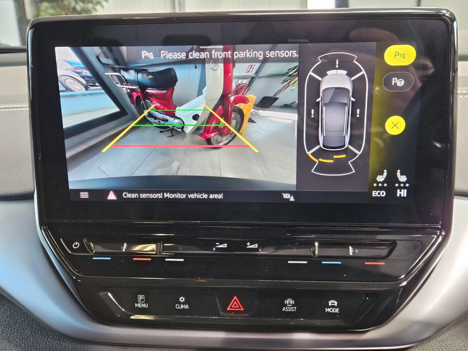 2022 Volkswagen ID.4 - image 13