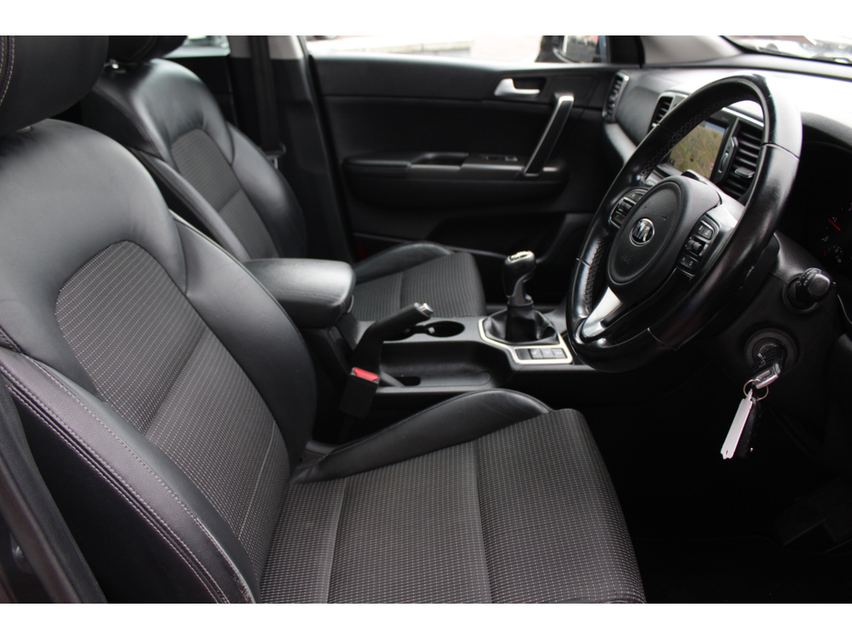 2016 Kia Sportage - image 11