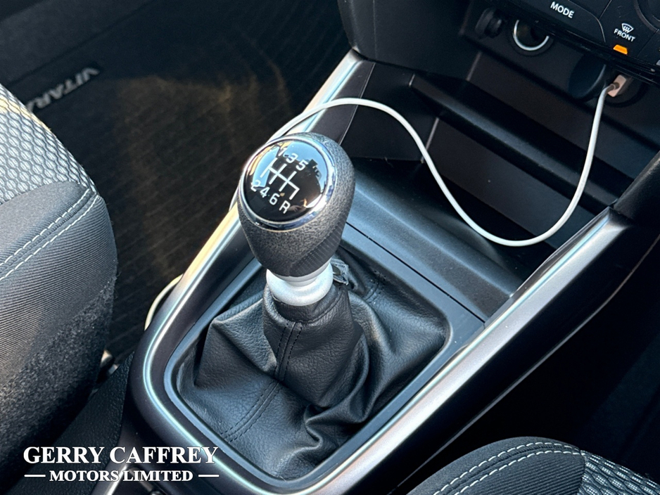 2022 Suzuki Vitara SZT 1.4 Petrol Hybrid Manual - 6 Years Manufacturer Warranty €22,450