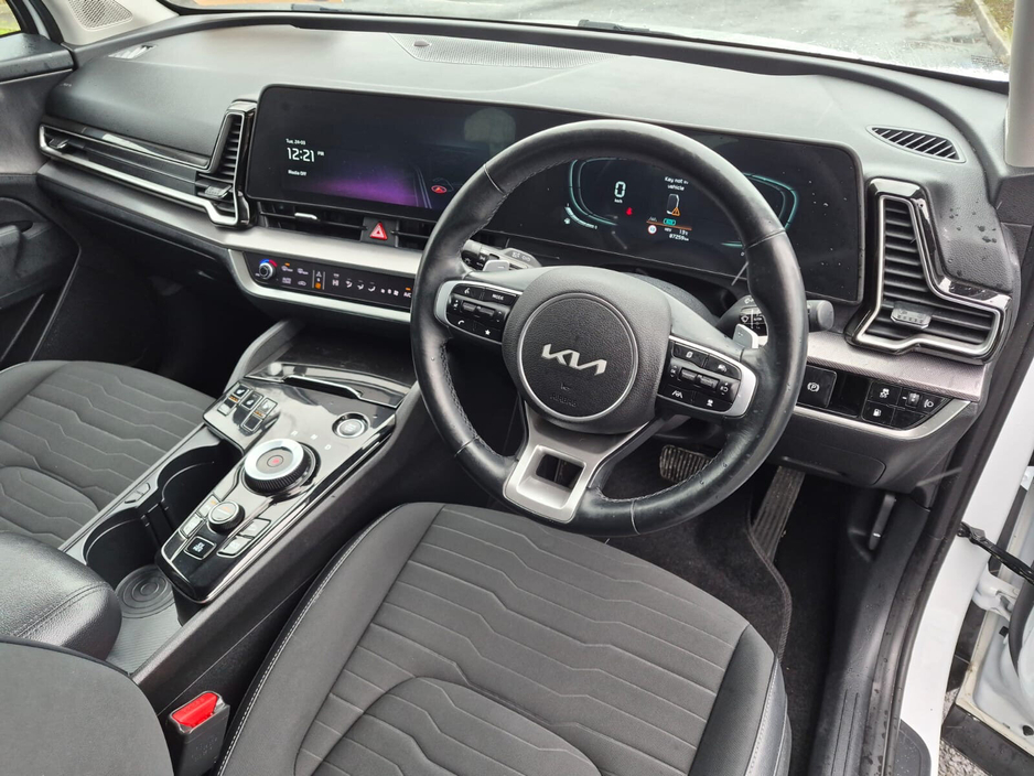 2023 Kia Sportage - image 13