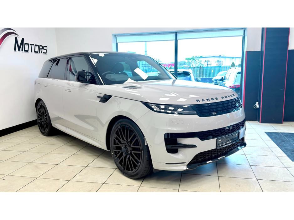 2025 Land Rover Range Rover - image 18