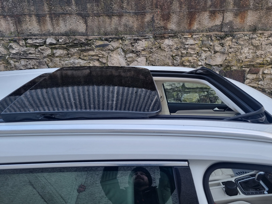 2015 Volkswagen Passat 1.6 TDI DSG 120HP Highline €7,899