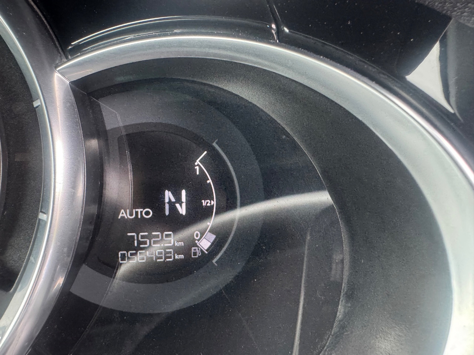 2015 Citroen DS3 - image 9