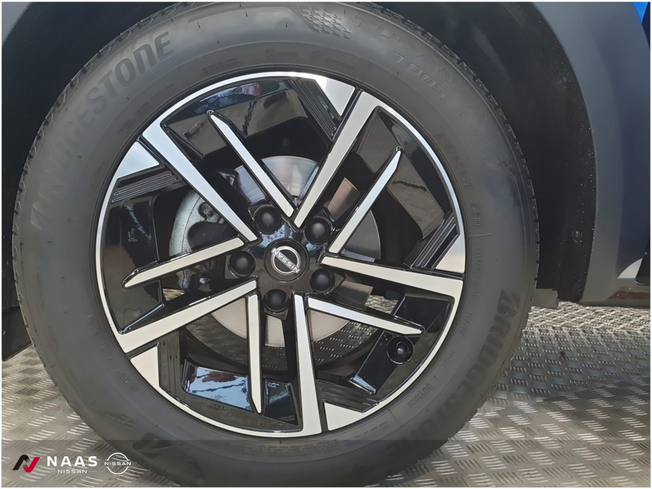 2025 Nissan Juke - image 6