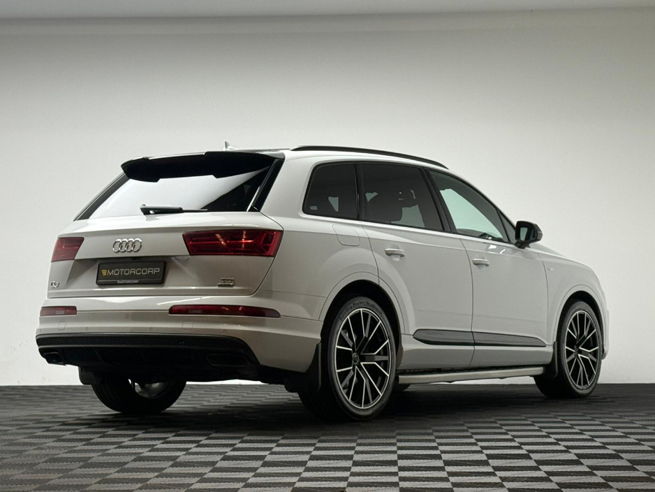2019 Audi Q7 - image 7