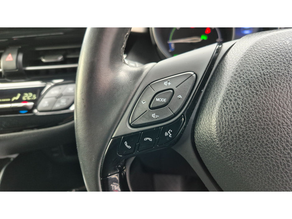 2019 Toyota C-HR - image 33