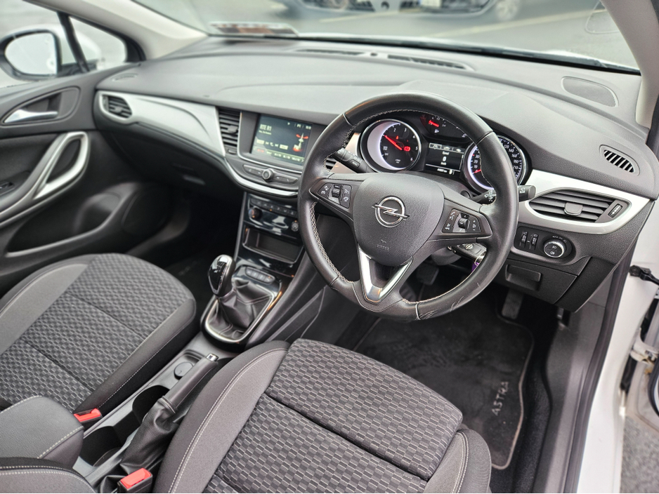 2020 Opel Astra SRI-1.5 TURBO D 105PS €17,950