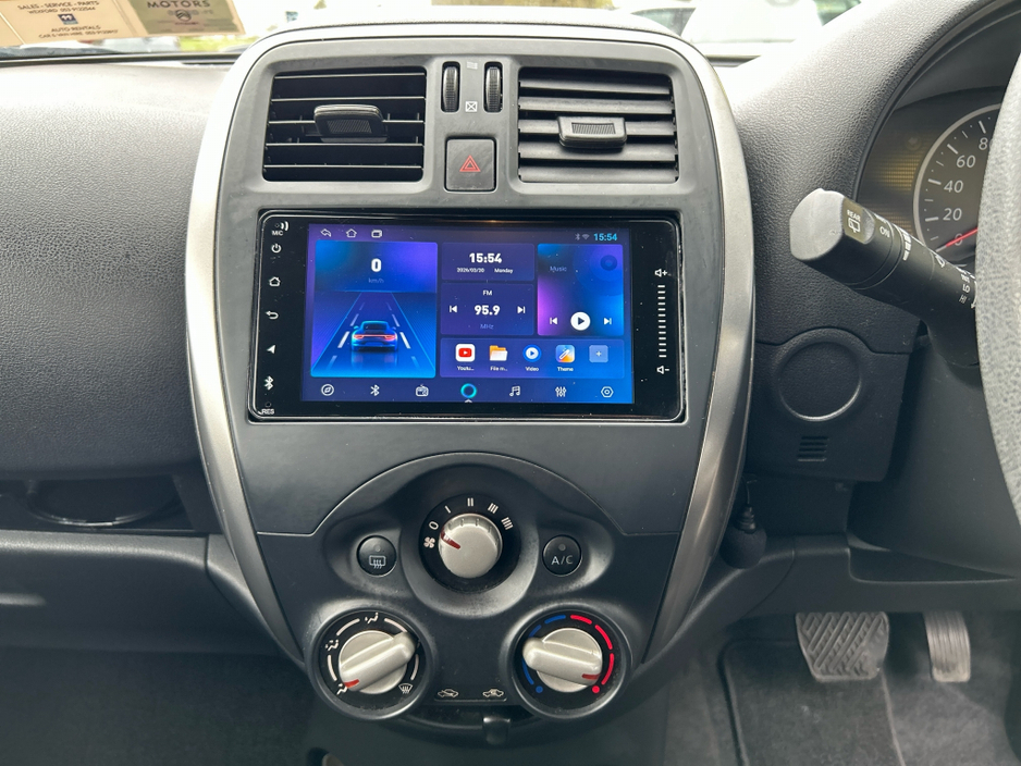 2013 Nissan Micra - image 9