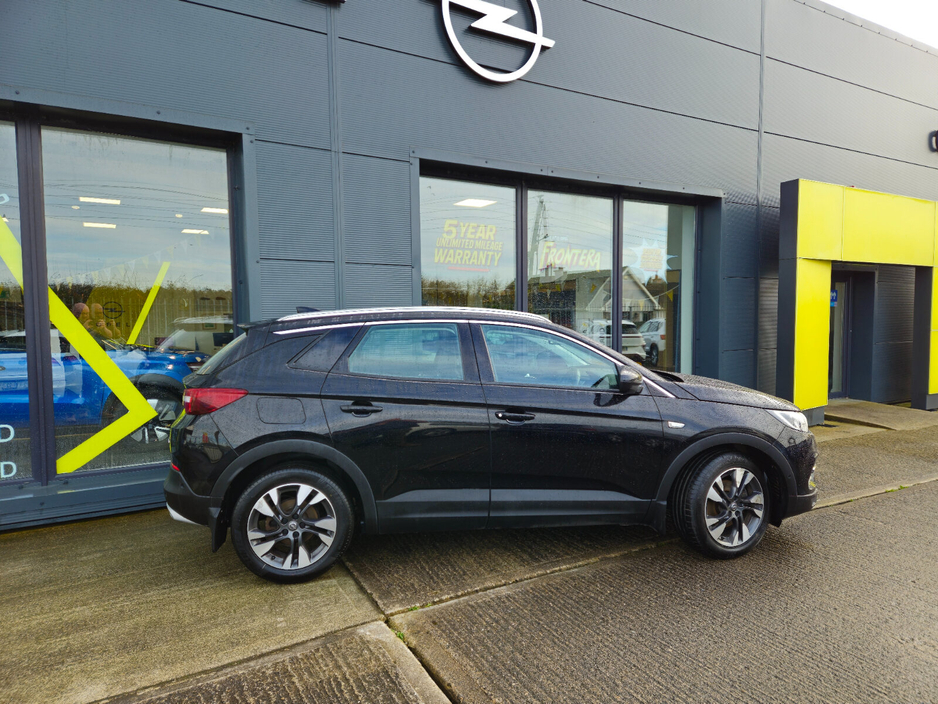2019 Opel Grandland X - image 5