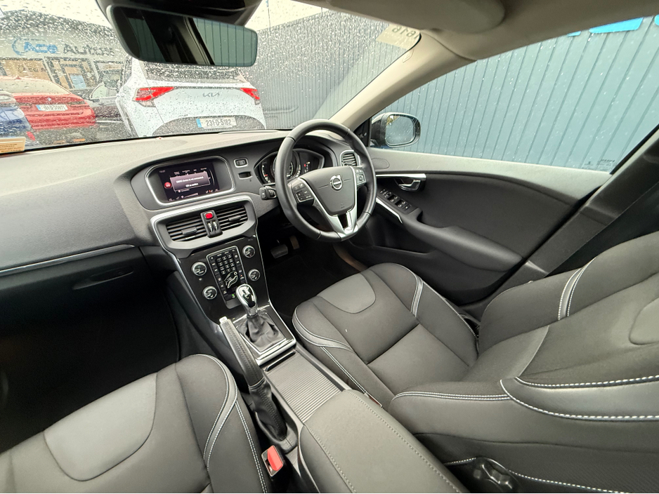 2019 Volvo V40 MOMENTUM - D4 2.0L DIESEL - AUTO - 12M WARRANTY - CAR: 1616