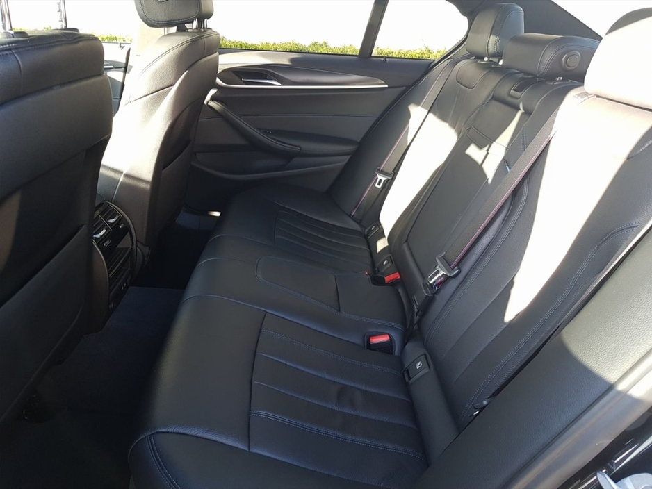 2022 BMW 5 Series - image 20