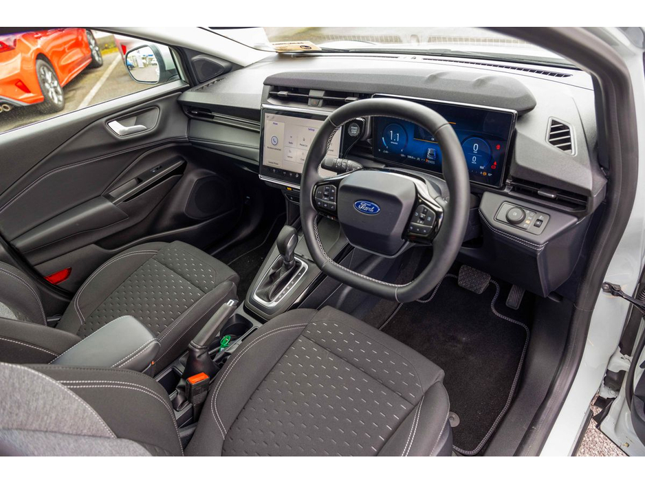 2025 Ford Puma - image 14