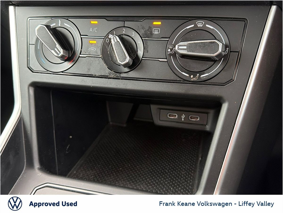 2024 Volkswagen Polo - image 14